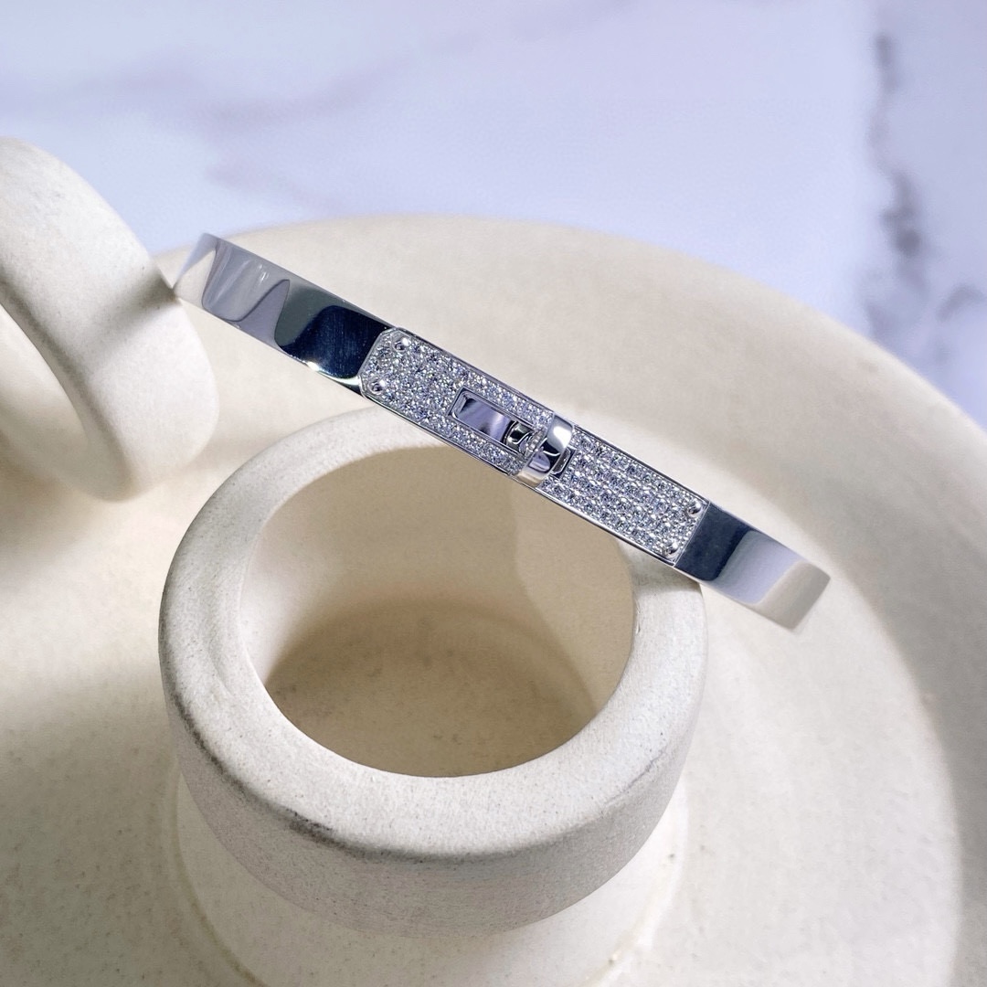 99新 Hermes/爱马仕 白金镶钻Kelly手镯