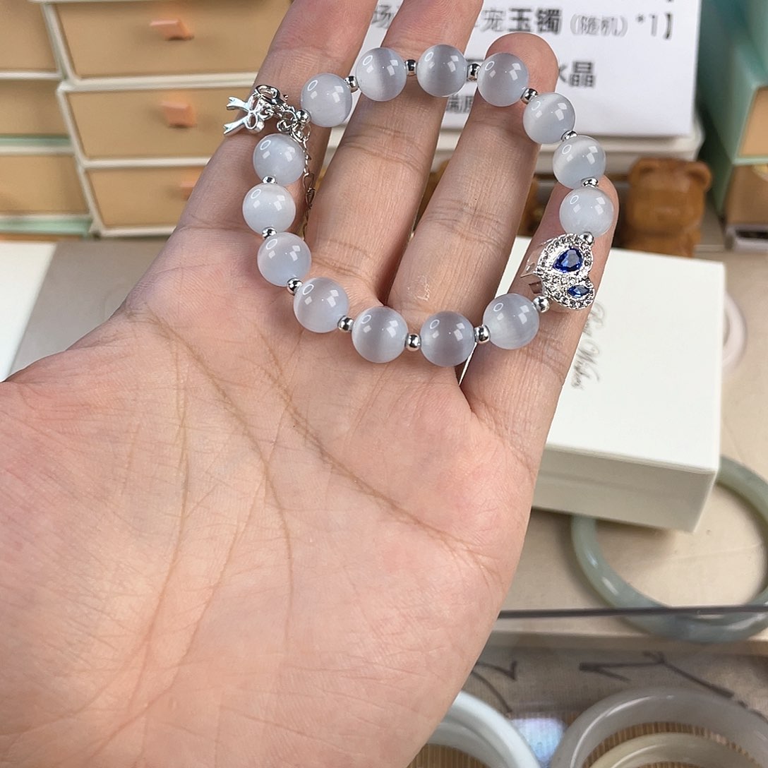 针钠钙石手饰合金