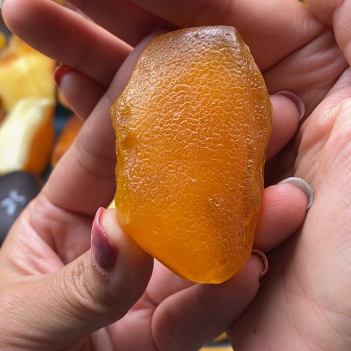 定制蜜蜡未镶嵌?蜜蜡原石