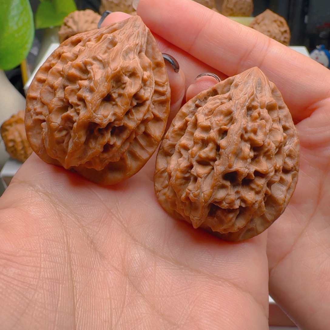 把件核桃37十三陵鸡心