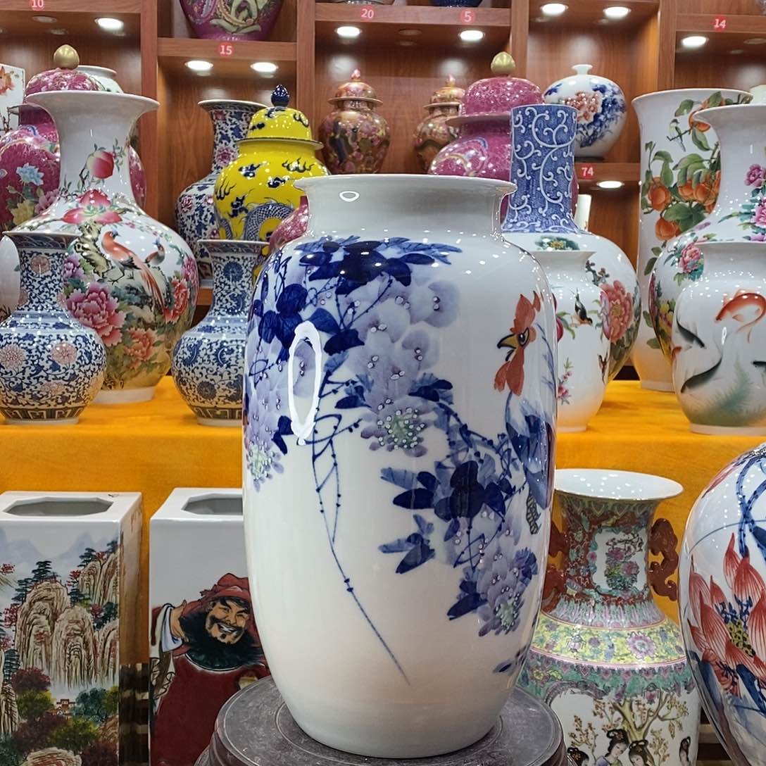 摆件兔*景德镇陶瓷冬瓜瓶