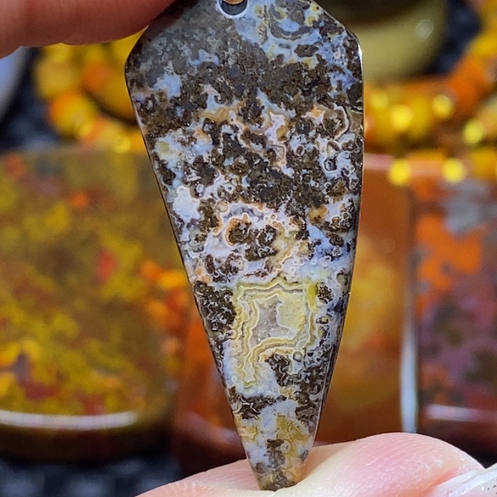 玛瑙/玉髓颈饰未镶嵌