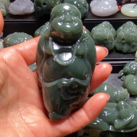 未镶嵌和田玉（糖玉）珠宝奇石一**酒