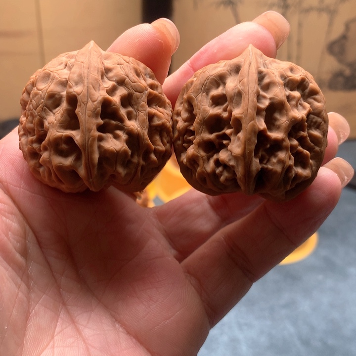 文玩核桃吊坠至尊宝