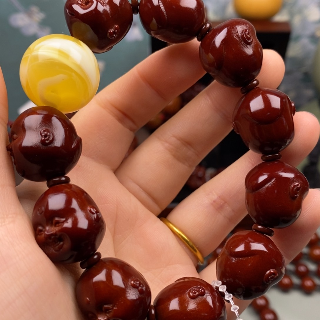 橄榄核吊坠順****。橄榄核