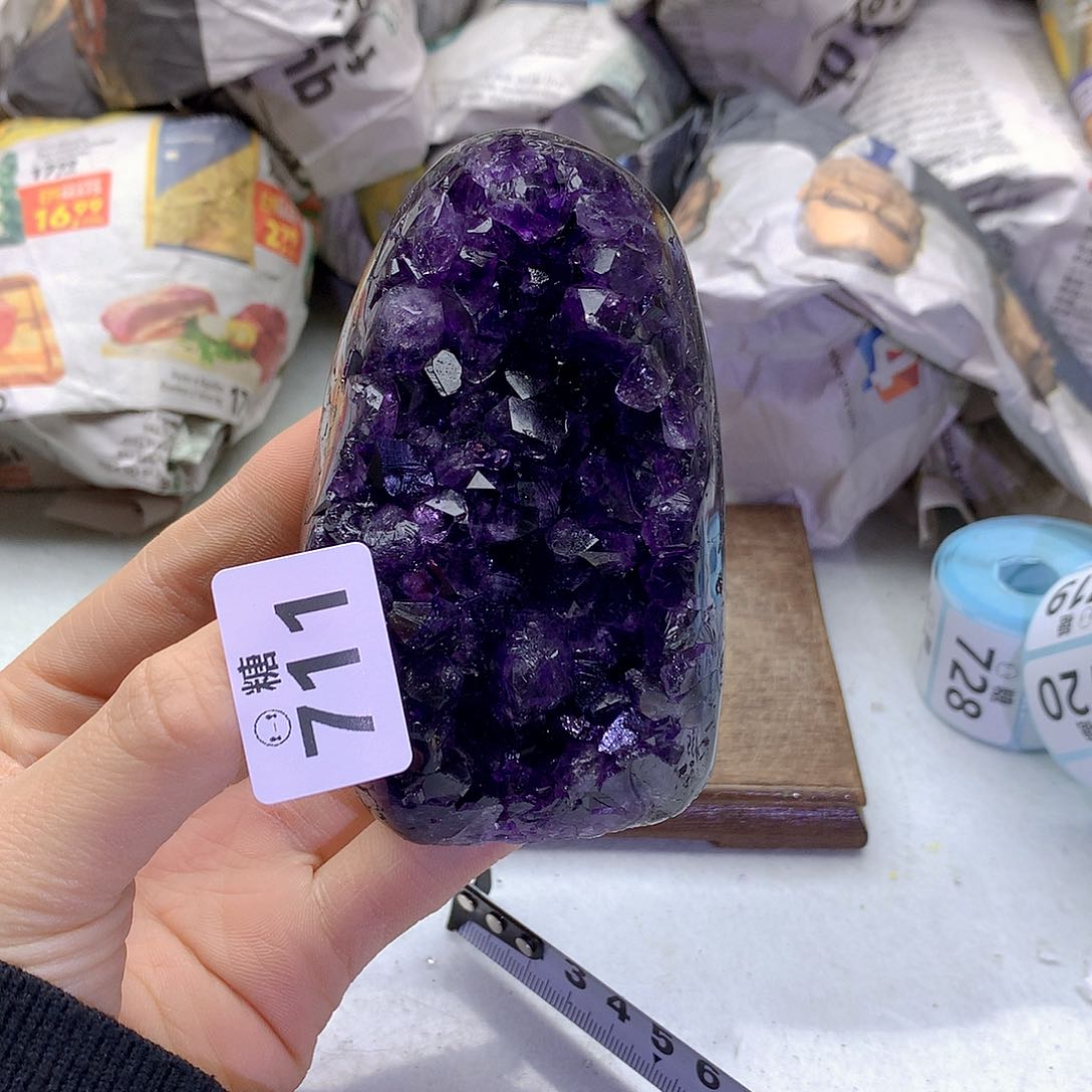 紫晶大型摆件（非配饰）未镶嵌