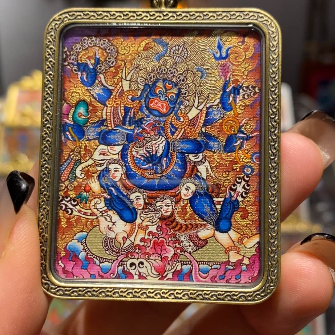 拉***神吊坠唐卡艺术作品欣赏