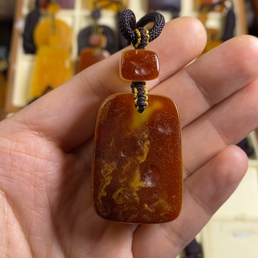 蜜蜡未镶嵌裸石大漠