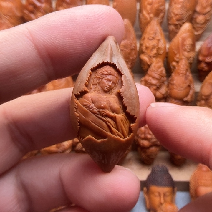 吊坠橄榄核19美女福利