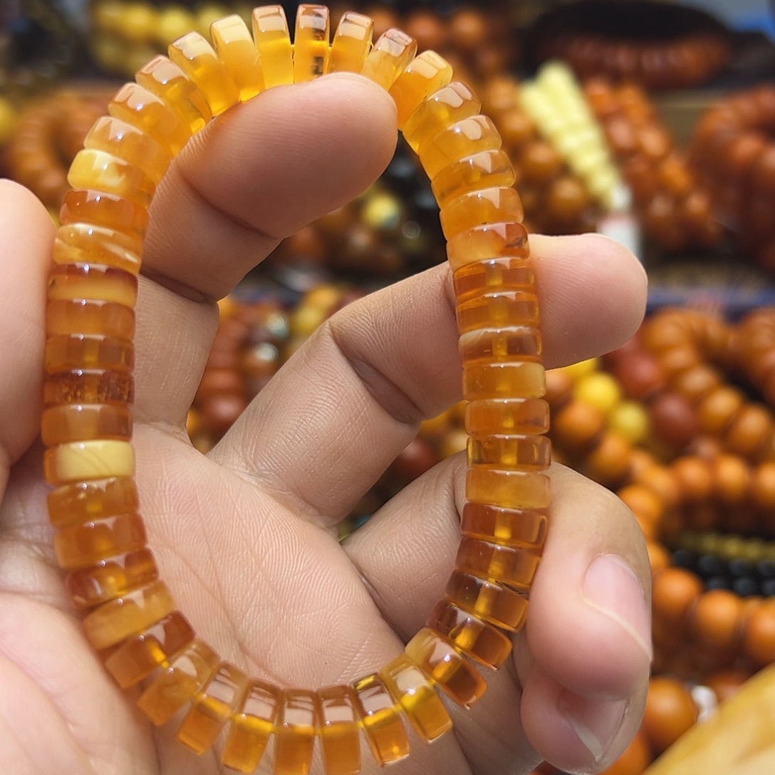 琥珀未镶嵌手链多样性发其一