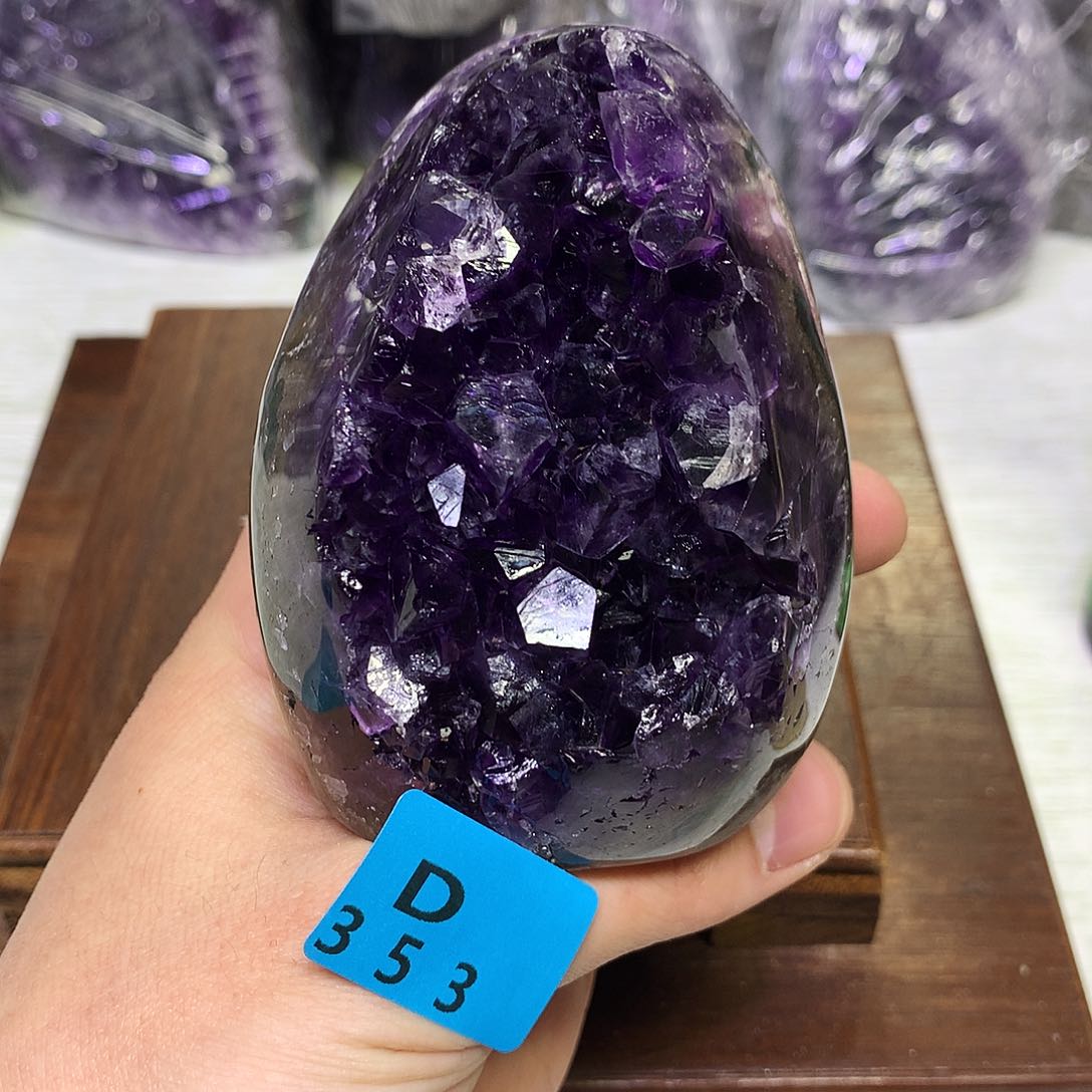 紫晶大型摆件（非配饰）未镶嵌