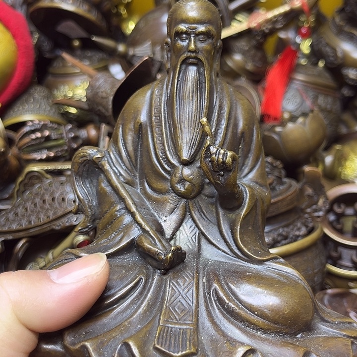 诚信经营精美铜器