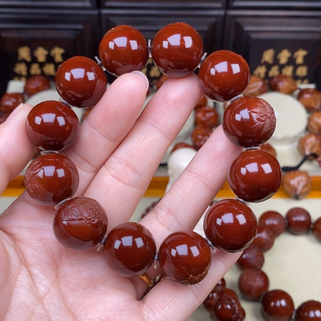 用***6吊坠橄榄核财迷财迷