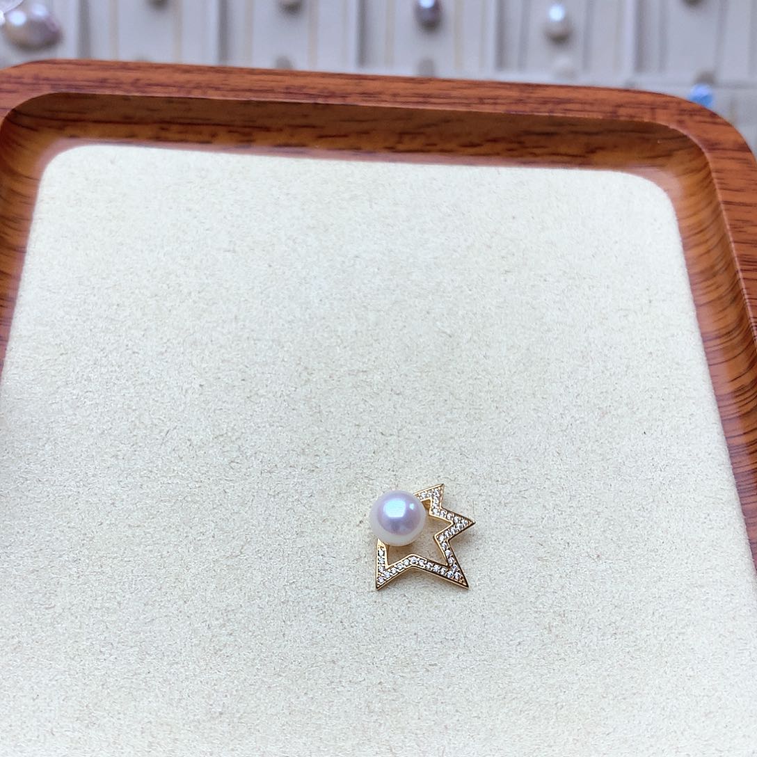 淡水珍珠吊坠(赠链)银S925镶嵌