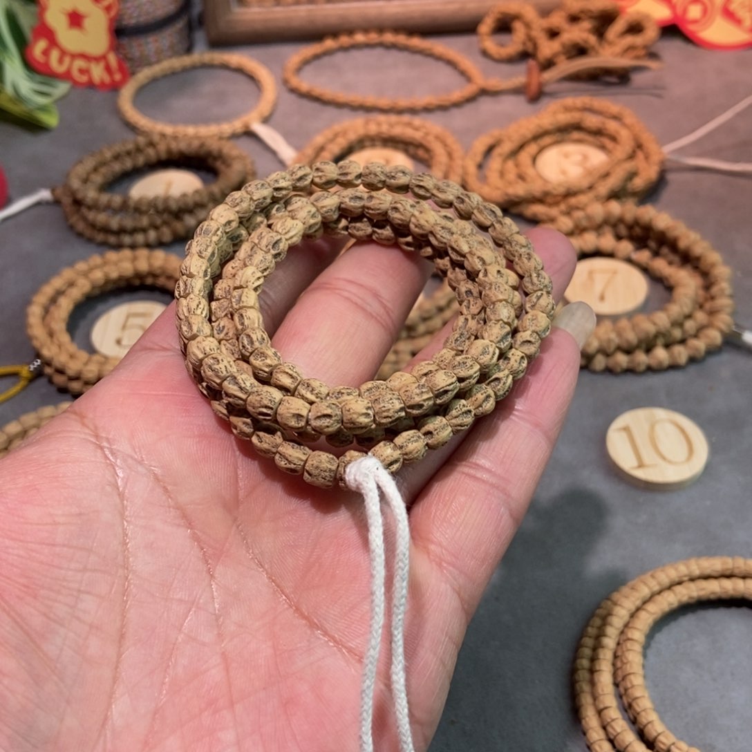 柏香籽/百香籽吊坠励****子