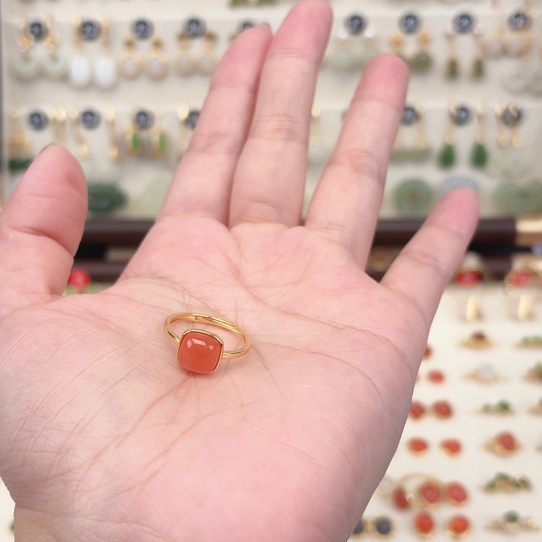 银S925镶嵌戒指玛瑙/玉髓木**.