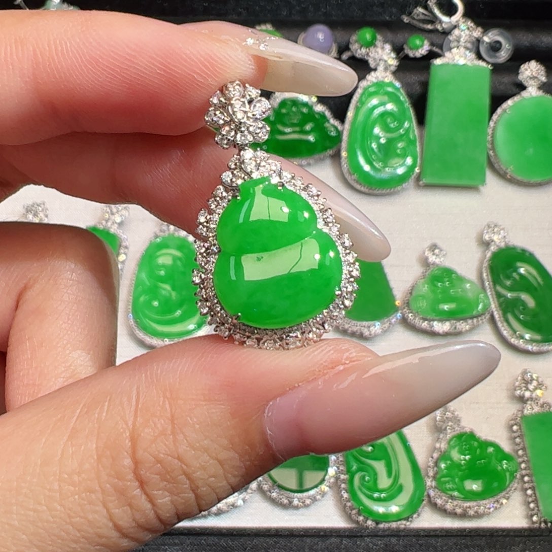 翡翠18K金镶嵌吊坠(不含链)