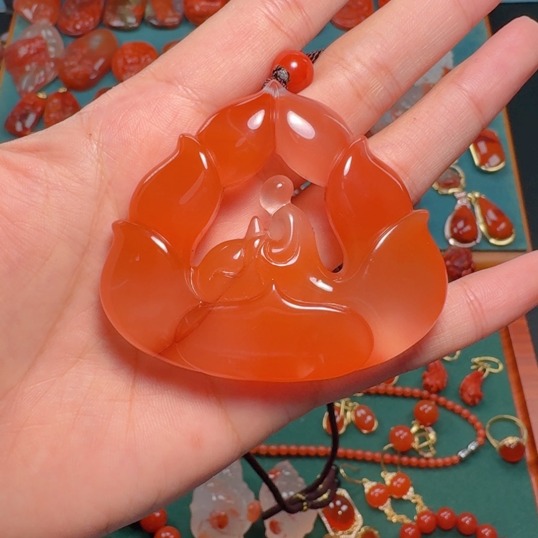 南红玛瑙南红玛瑙未镶嵌猫*