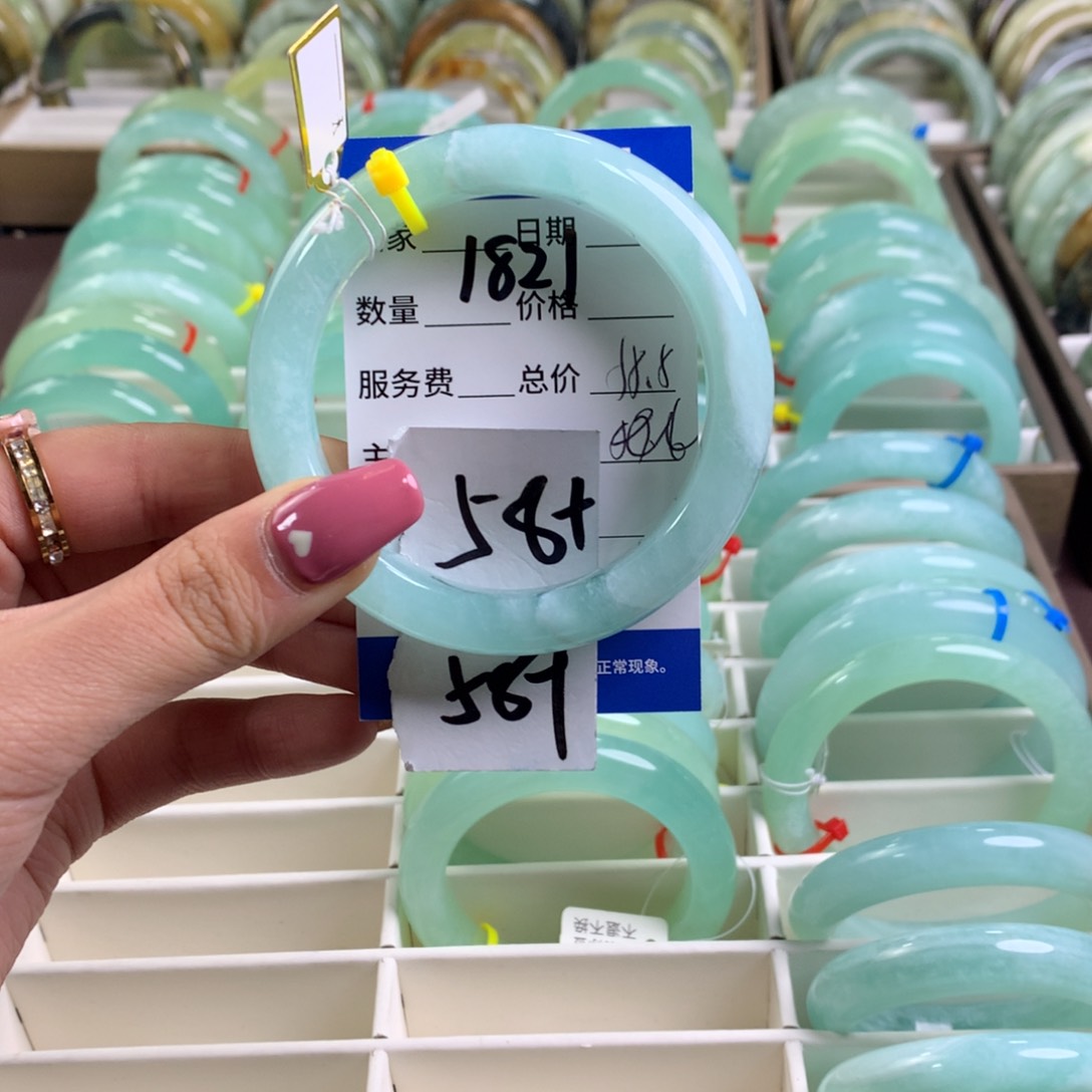 蛇纹石玉手镯未镶嵌1821