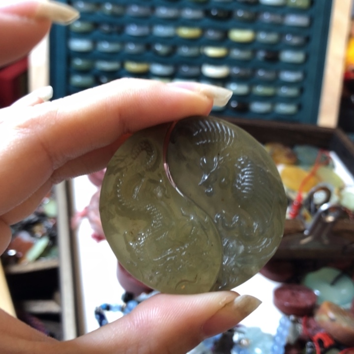 岫玉未镶嵌岫玉挂件