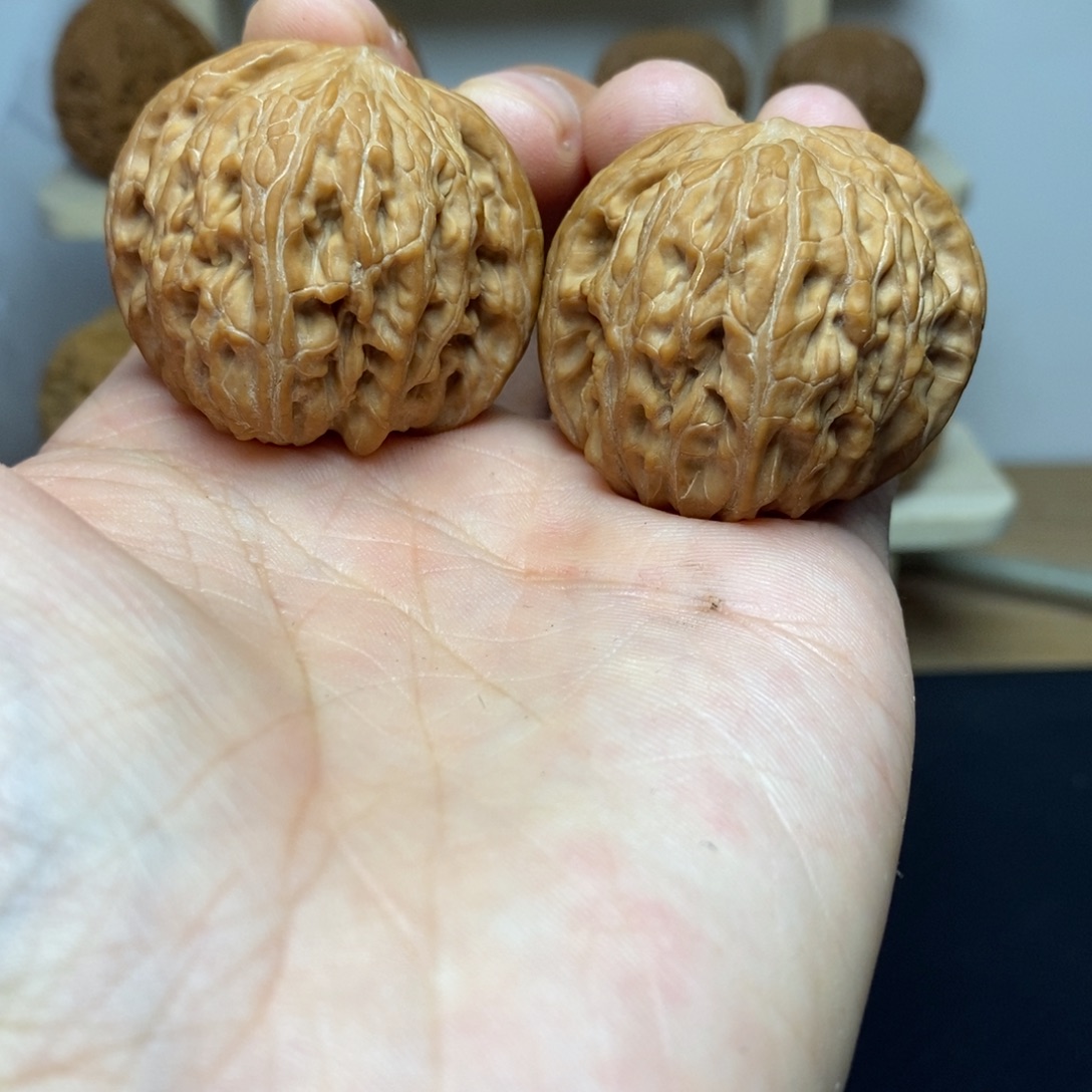 大叶紫檀（黑酸枝木类）40尺寸红皮磨盘