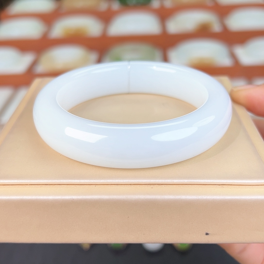 和田玉手镯未镶嵌和田玉白玉手镯