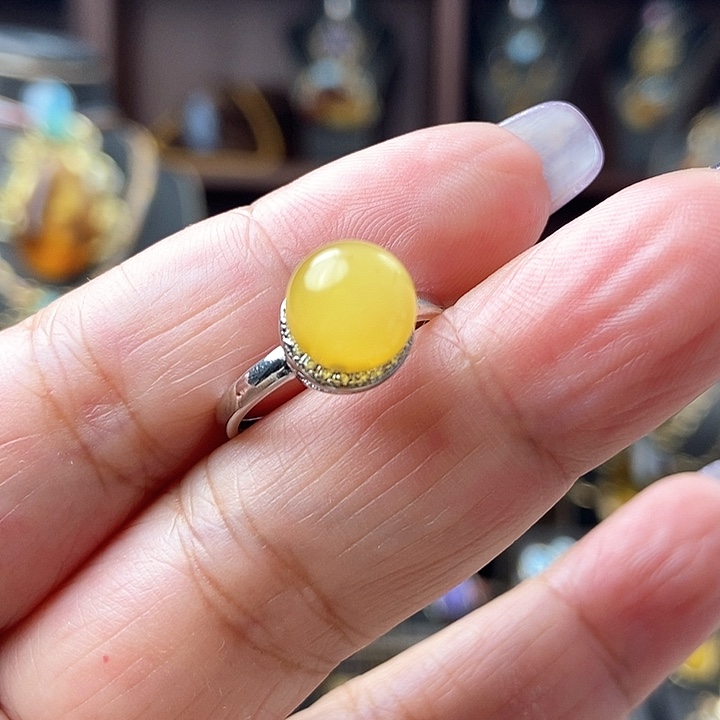 琥珀戒指未镶嵌戒指