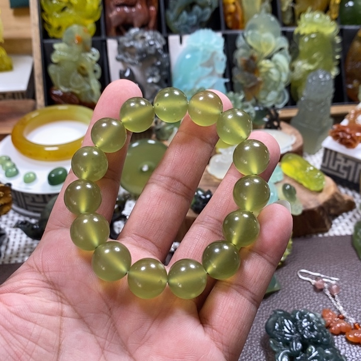蛇纹石玉未镶嵌手链