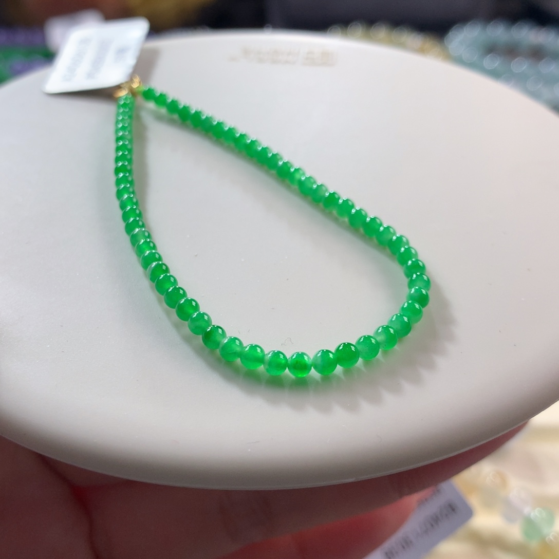 翡翠手链未镶嵌翡翠冰甜阳绿小米珠卡2+