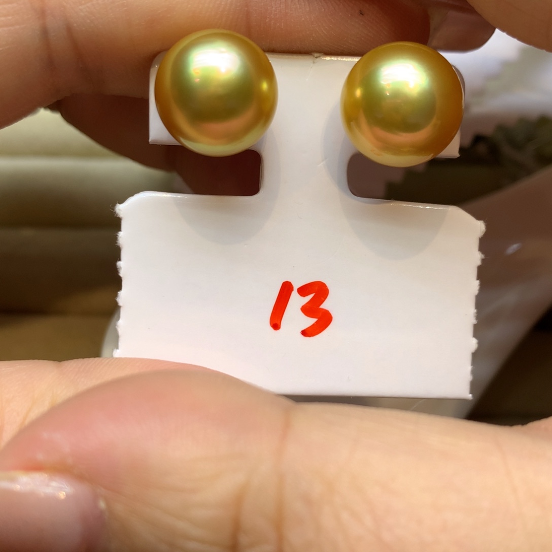 18K金镶嵌耳饰海水珍珠