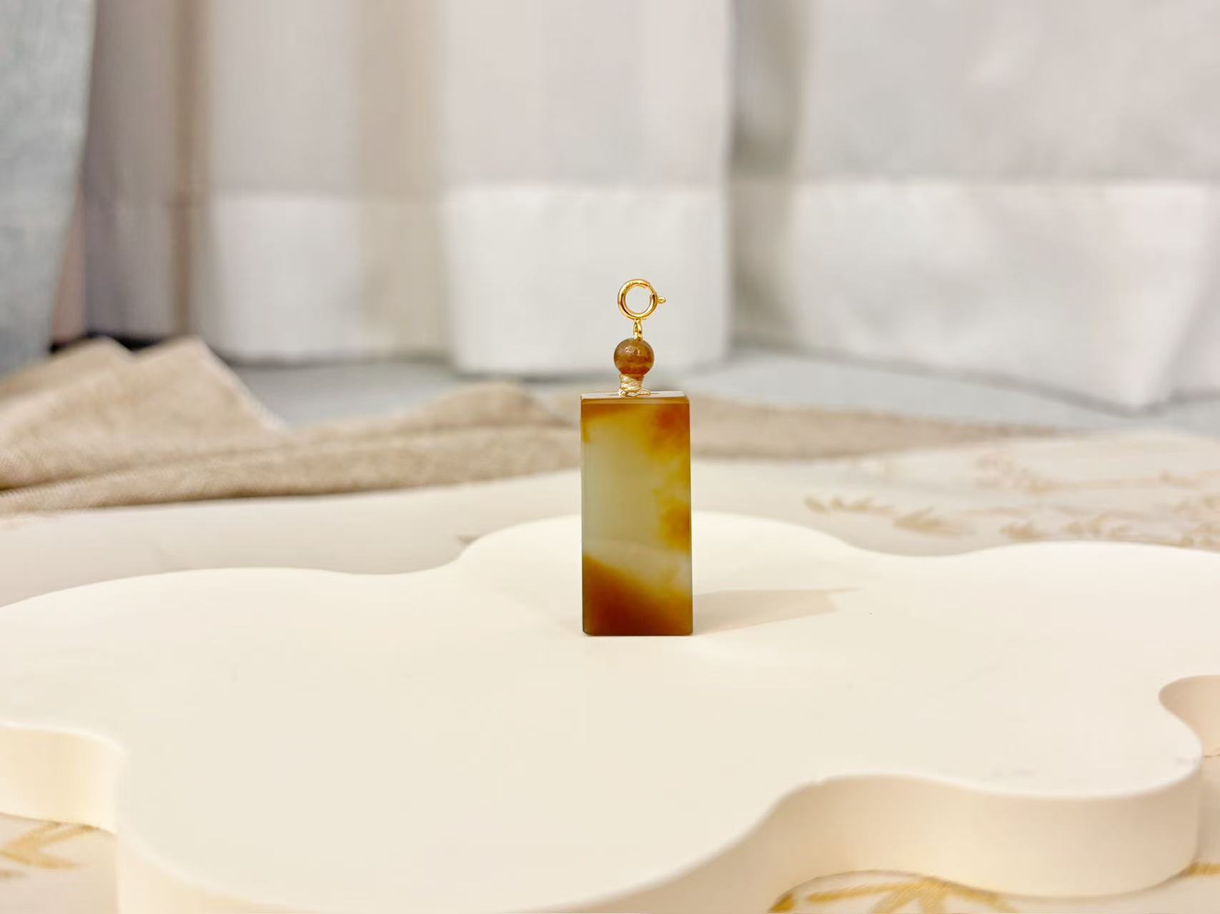 【蜜印】【精品】纯天然和田玉金山糖白印章吊坠