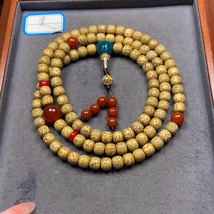 星月菩提吊坠菩提