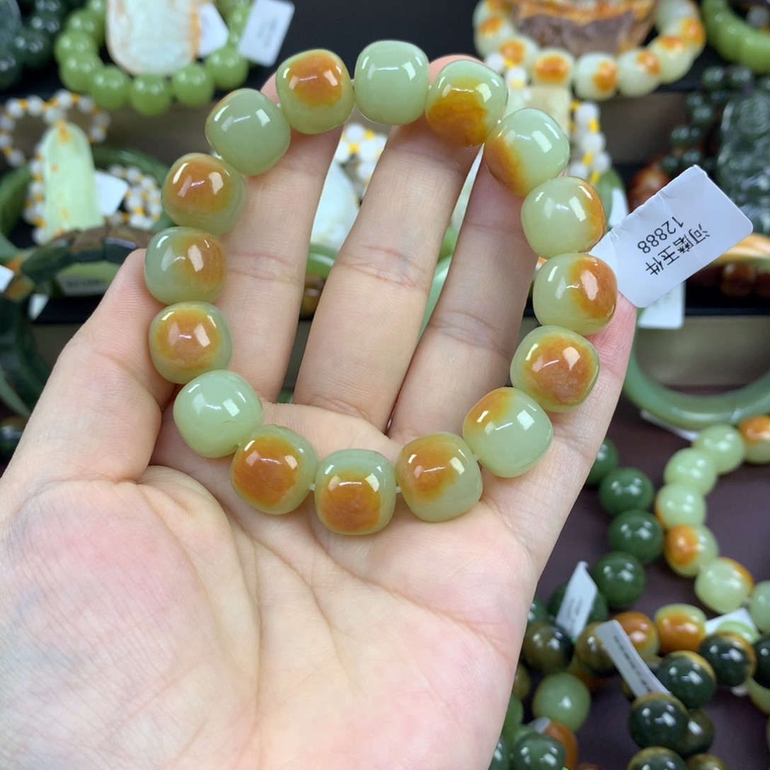 开***心透闪石质玉未镶嵌手串