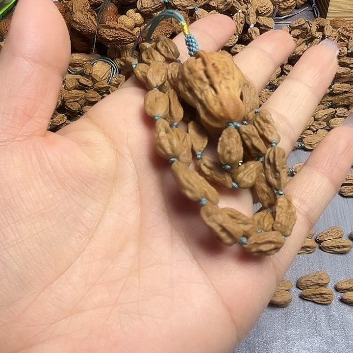 桃核吊坠蛤蟆头小异