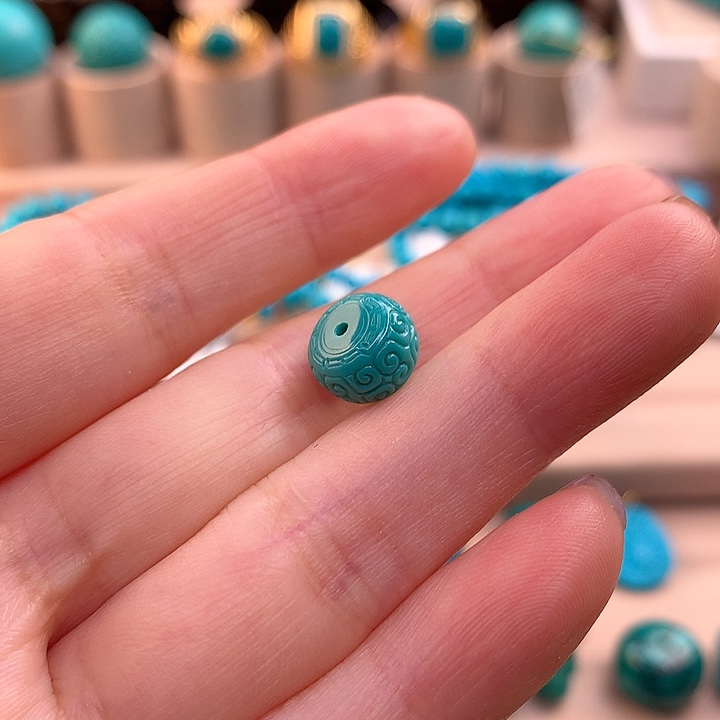 绿松石配饰未镶嵌