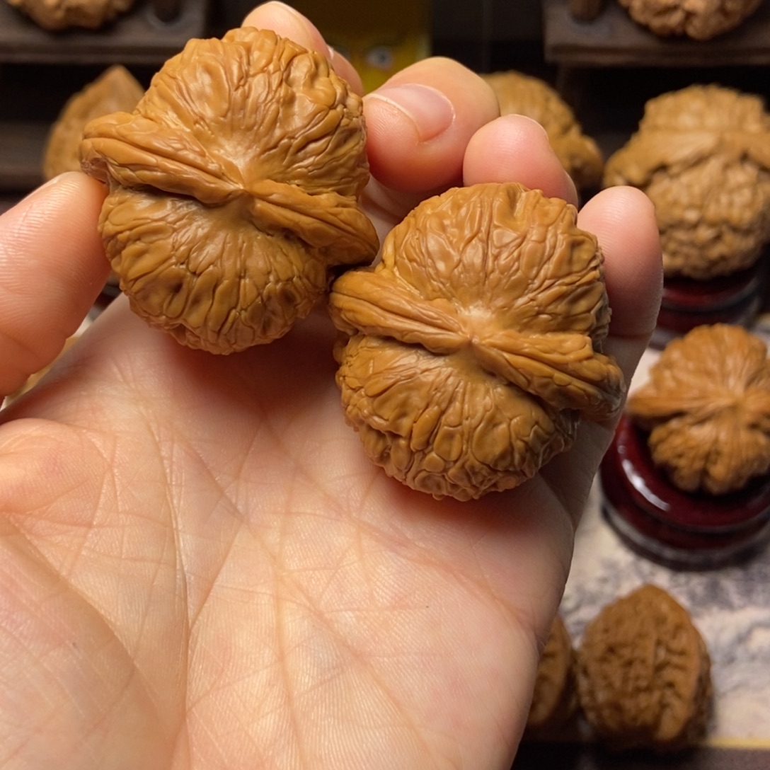 文玩核桃把件全品平谷元宝40