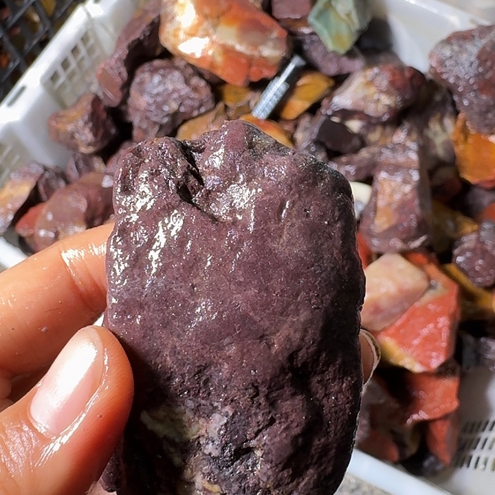 浮***现寿山石寿山石的颜色