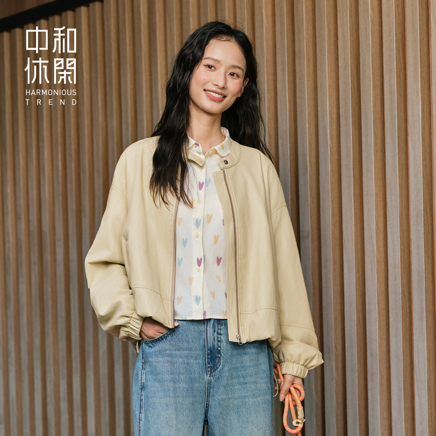 中和休闲复古立领短外套女2025秋季新款休闲纯色宽松拉链时尚上衣