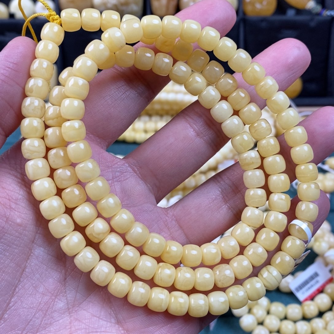 琥珀珠宝奇石未镶嵌1****W