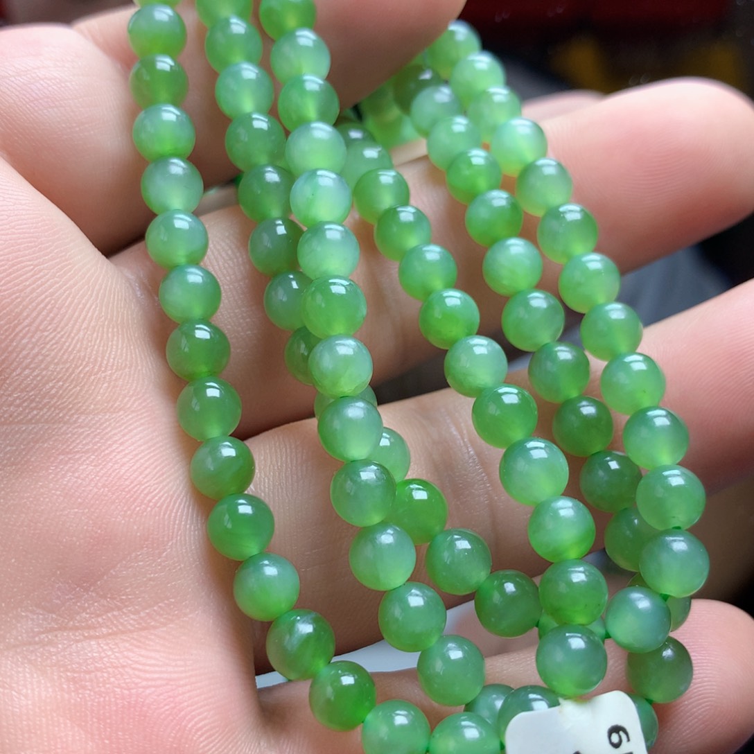 【闪购商品】颈饰未镶嵌和田玉（碧玉）