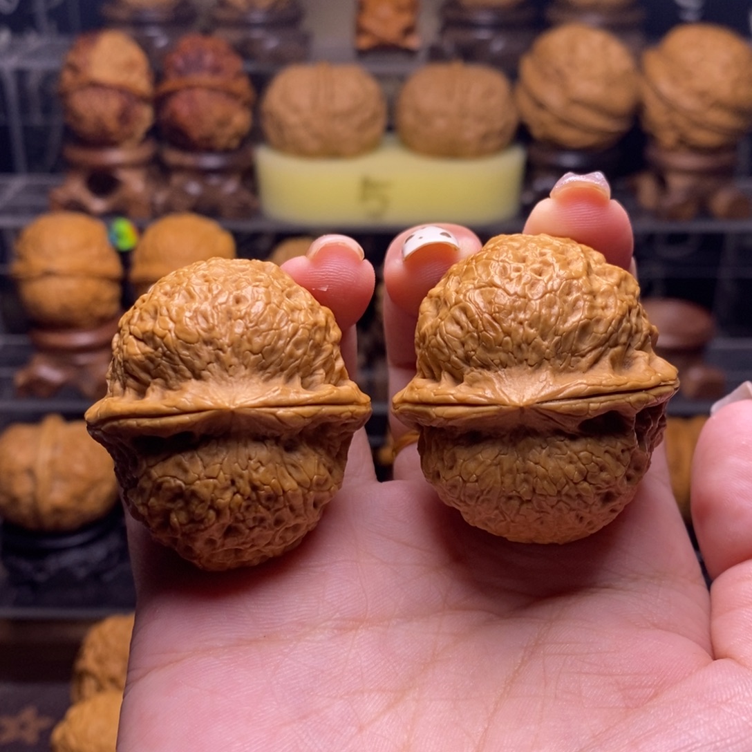 文玩核桃把件Z13龙麟铁狮子41尺