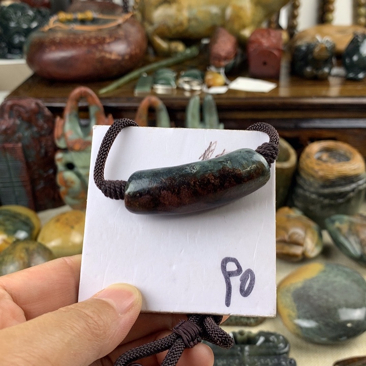 岫岩河磨玉（透闪石质玉）未镶嵌珠宝奇石