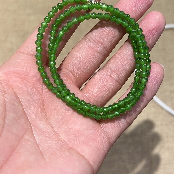 和田玉未镶嵌手串