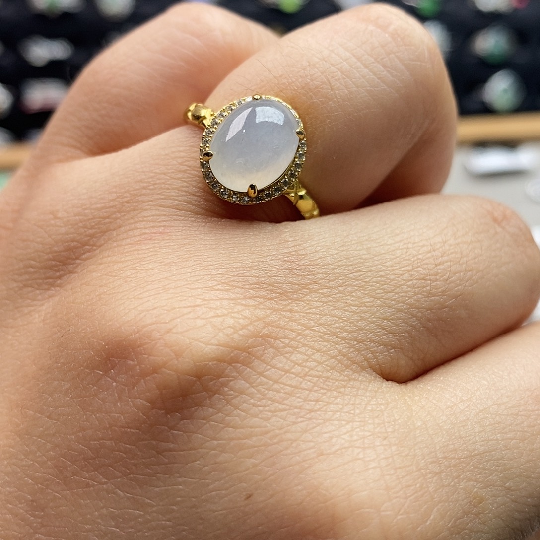 翡翠未镶嵌戒指翡翠