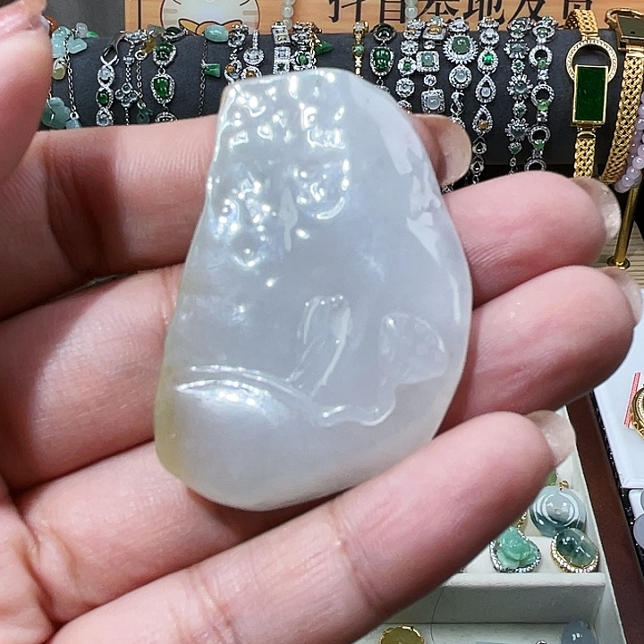 翡翠未镶嵌颈饰天然翡翠