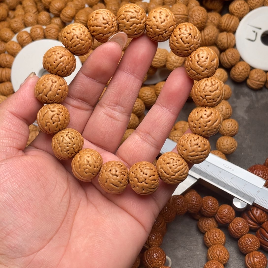 墨***游桃核手串桃核金丹闪30