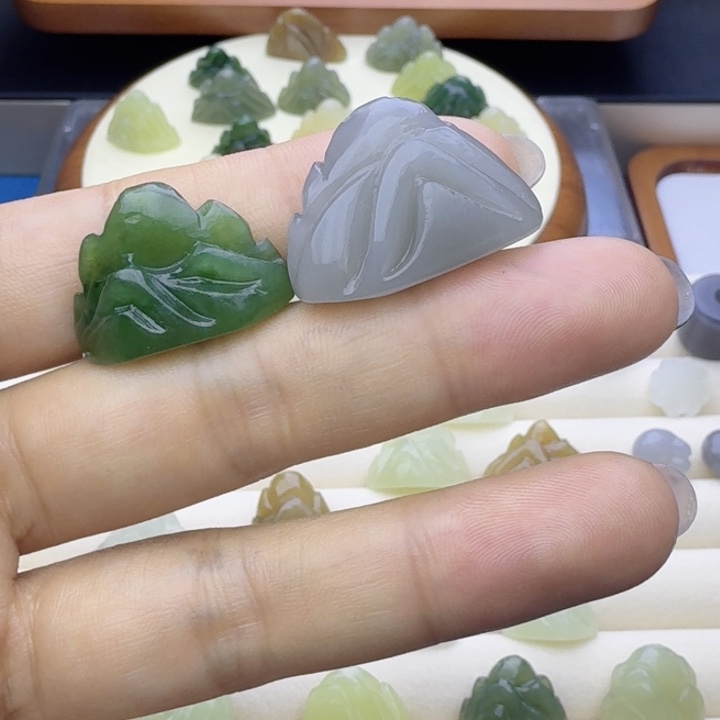 ᥫ***ᰔ和田玉（糖玉）未镶嵌车挂