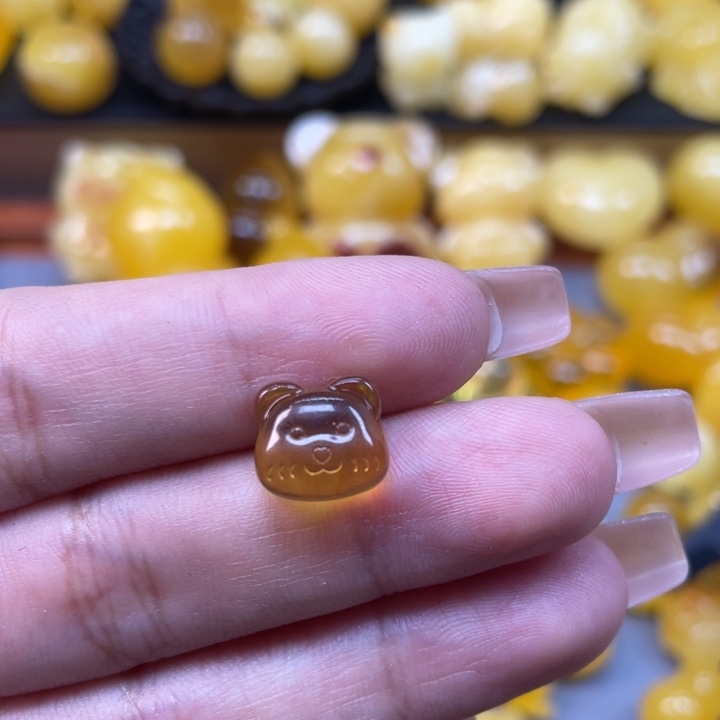 茉***猫琥珀未镶嵌珠宝奇石