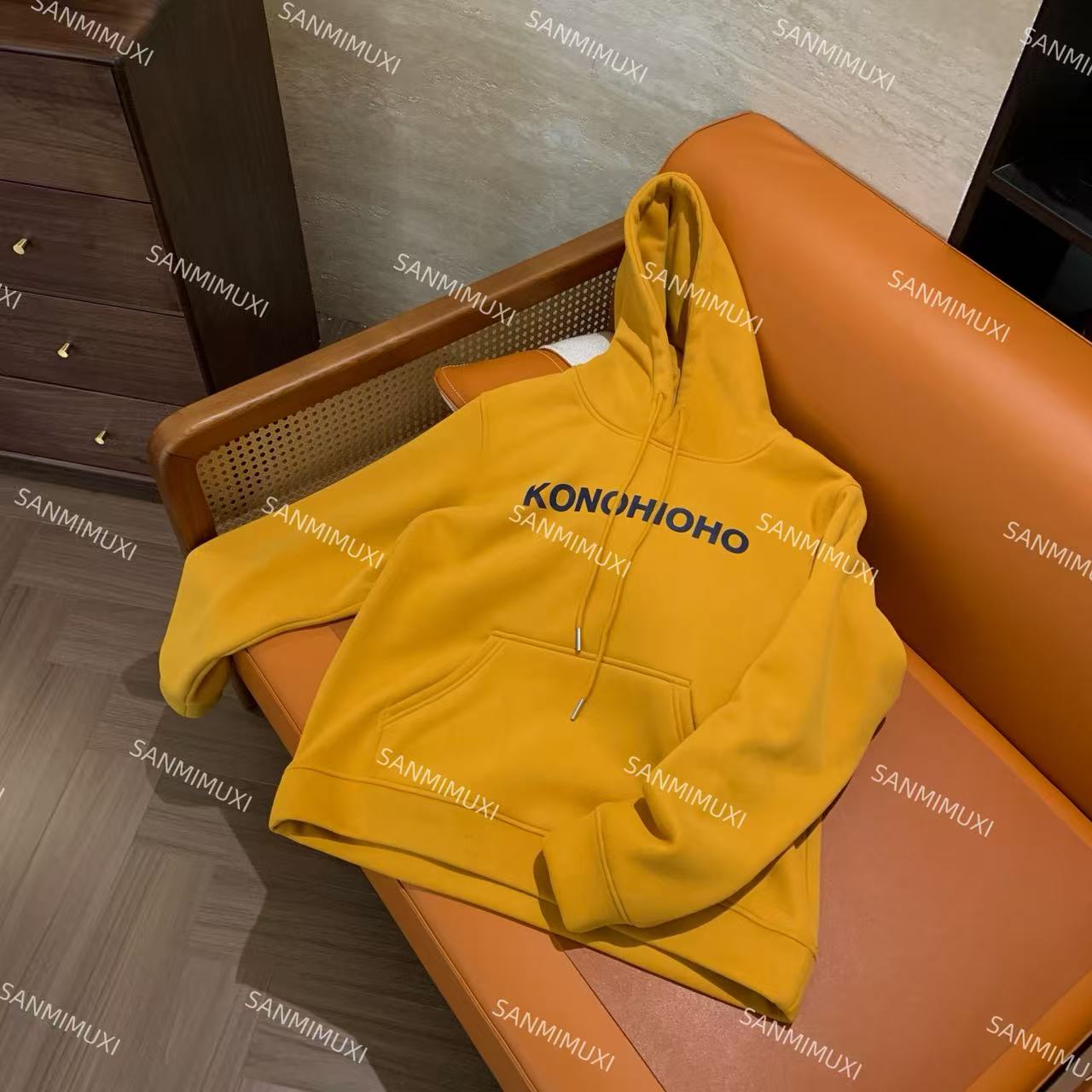 【琪琪】  加绒正肩连帽字母卫衣  J1388