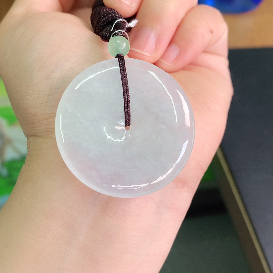 翡翠颈饰未镶嵌扣40+5.8